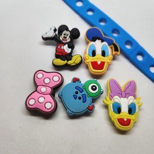 Shoe Charms Bracelet Mickey Mouse Donald Daisy Mike Sully Bow 5 piece set